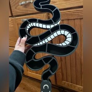 Black and White Snake crystal shelf